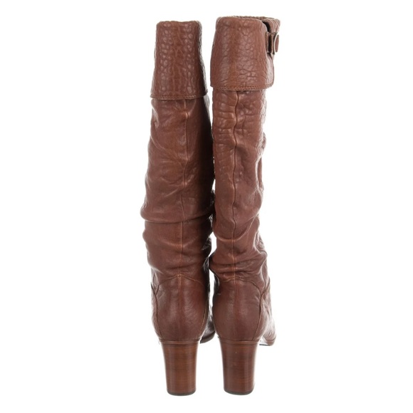 FENDI
Leather Slouch Boots
Size: 10 however it will fit a size 9 better - Picture 3 of 5